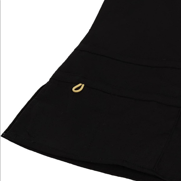 WonderWink Women’s 5Pocket V-Neck Black Scrub Top - Picture 6 of 8